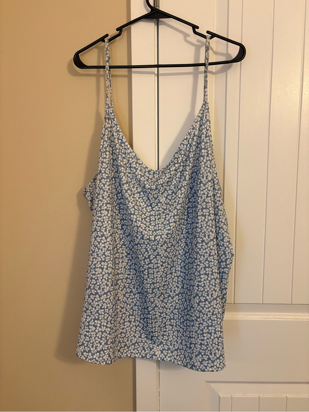 Boohoo Light Blue Ditsy Floral Spaghetti Strap Cami